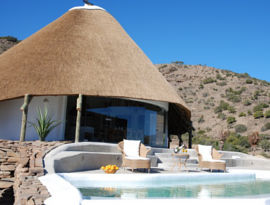 Thatched lodge - eastern cape thatching contractor